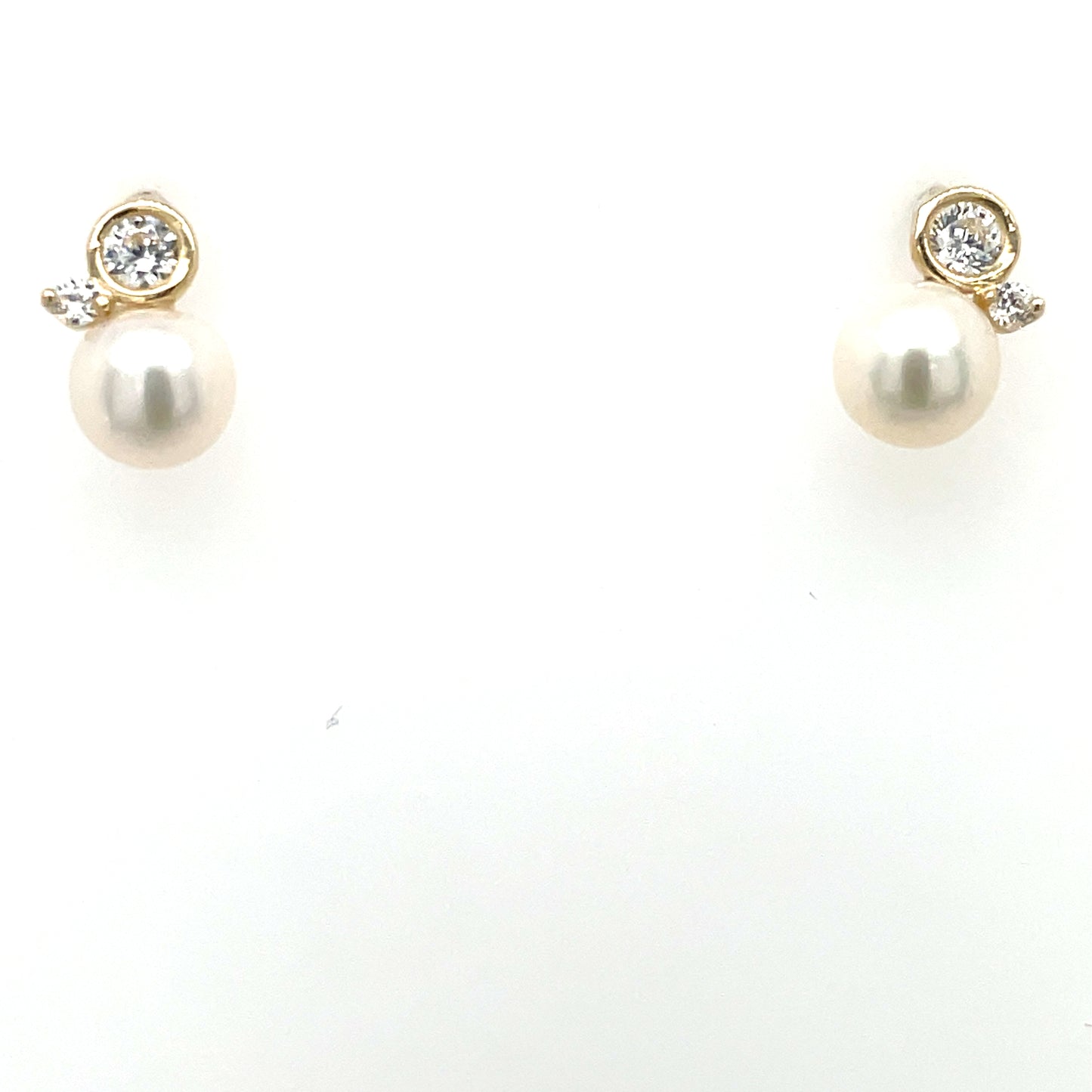 9ct Gold Freshwater Pearl & CZ Stud Earrings GEP347