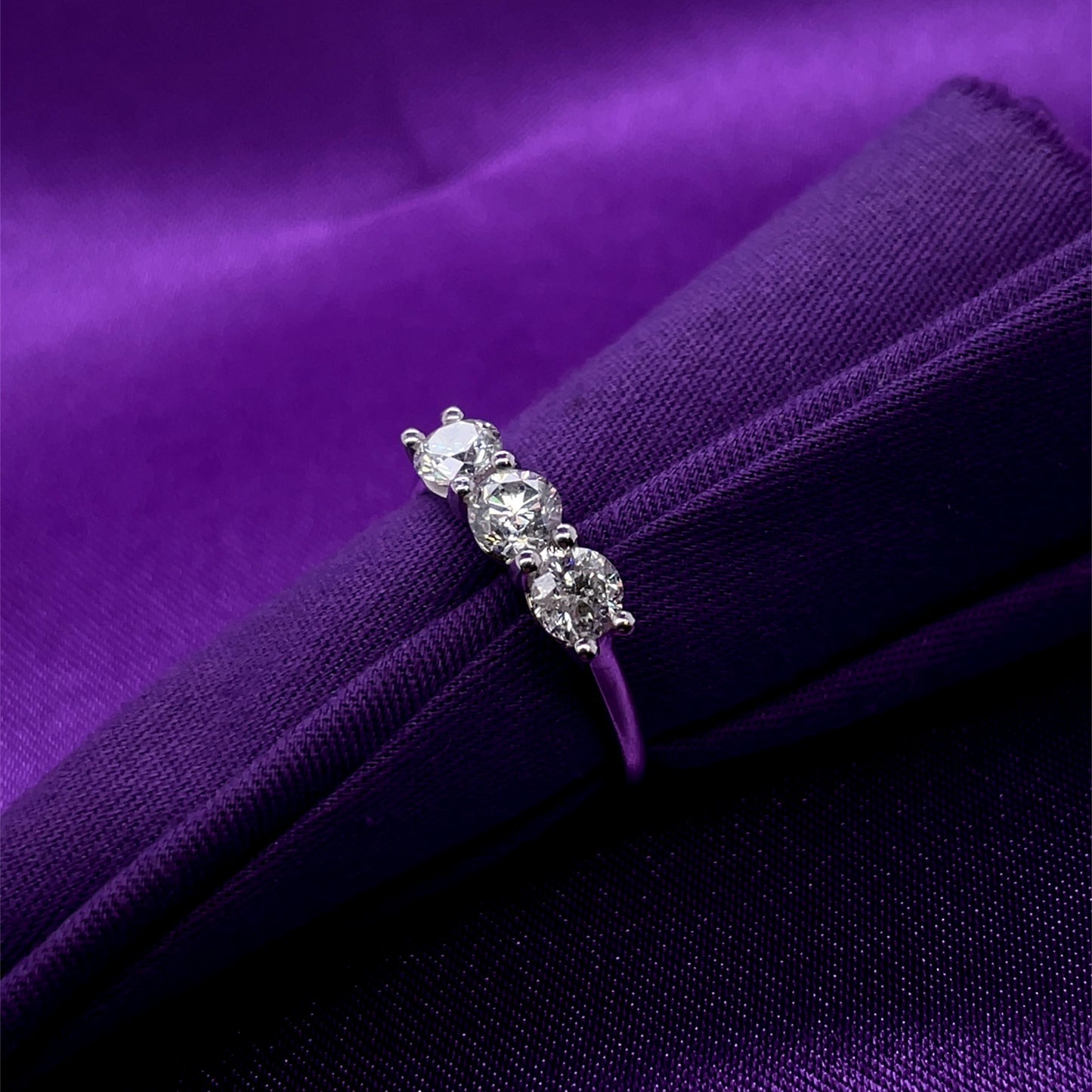 18ct White Gold Diamond Trilogy 1.06ct Ring T58