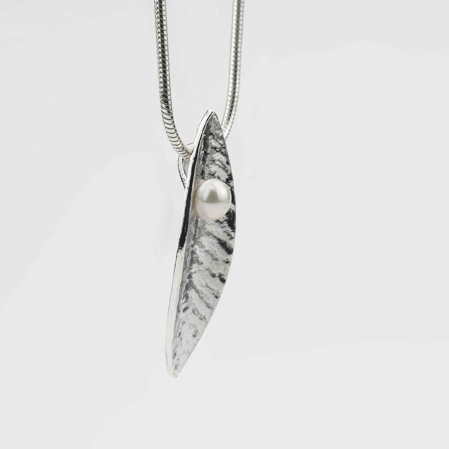 Martina Hamilton Leaf Sterling Silver and Fixed Pearl Pendant LFD3BK