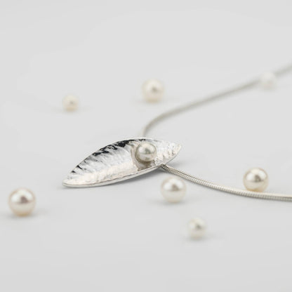 Martina Hamilton Leaf Sterling Silver and Fixed Pearl Pendant LFD3BK