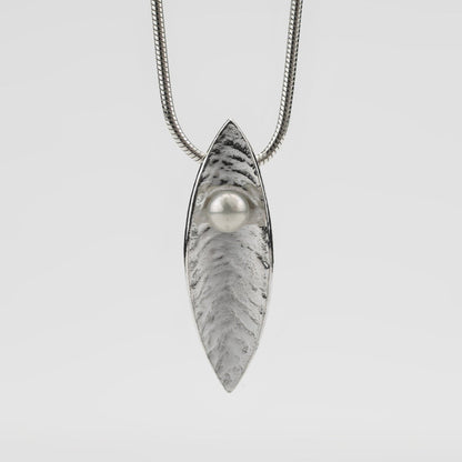 Martina Hamilton Leaf Sterling Silver and Fixed Pearl Pendant LFD3BK
