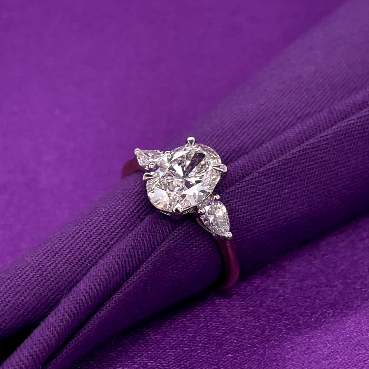 9ct Yellow Gold Lab Grown 2.40ct Oval/Pear Diamond Trilogy Ring T83