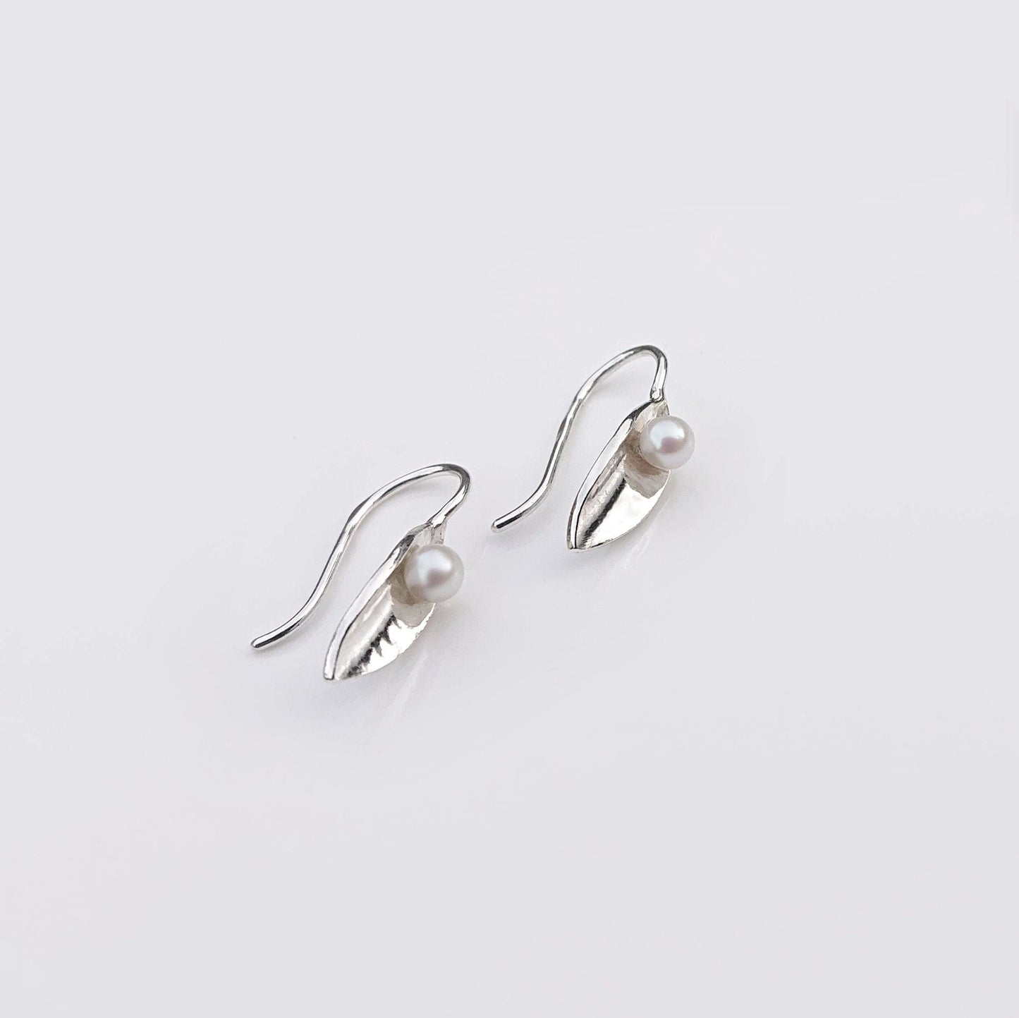 Martina Hamilton Leaf Sterling Silver and Pearl Drop Earrings Small LFB2B