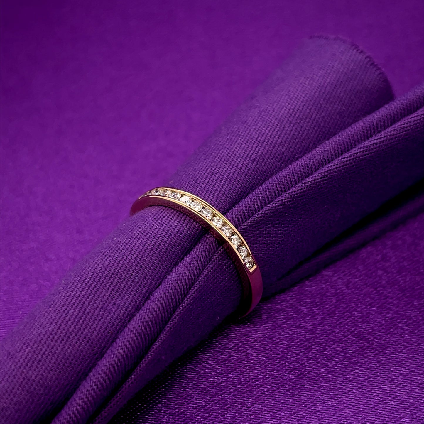 9ct Gold Classic Diamond Channel-set Band 0.22ct X152