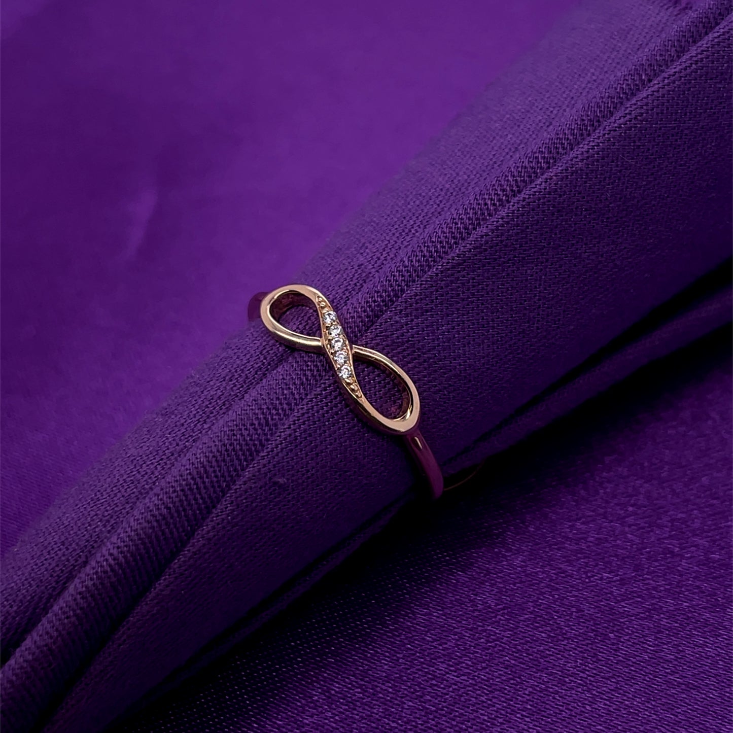 9ct Gold CZ Infinity Ring GRZ364