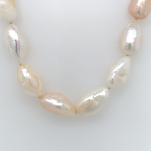 Baroque Pearl 12-14mm Necklace 9ct Gold Clasp
