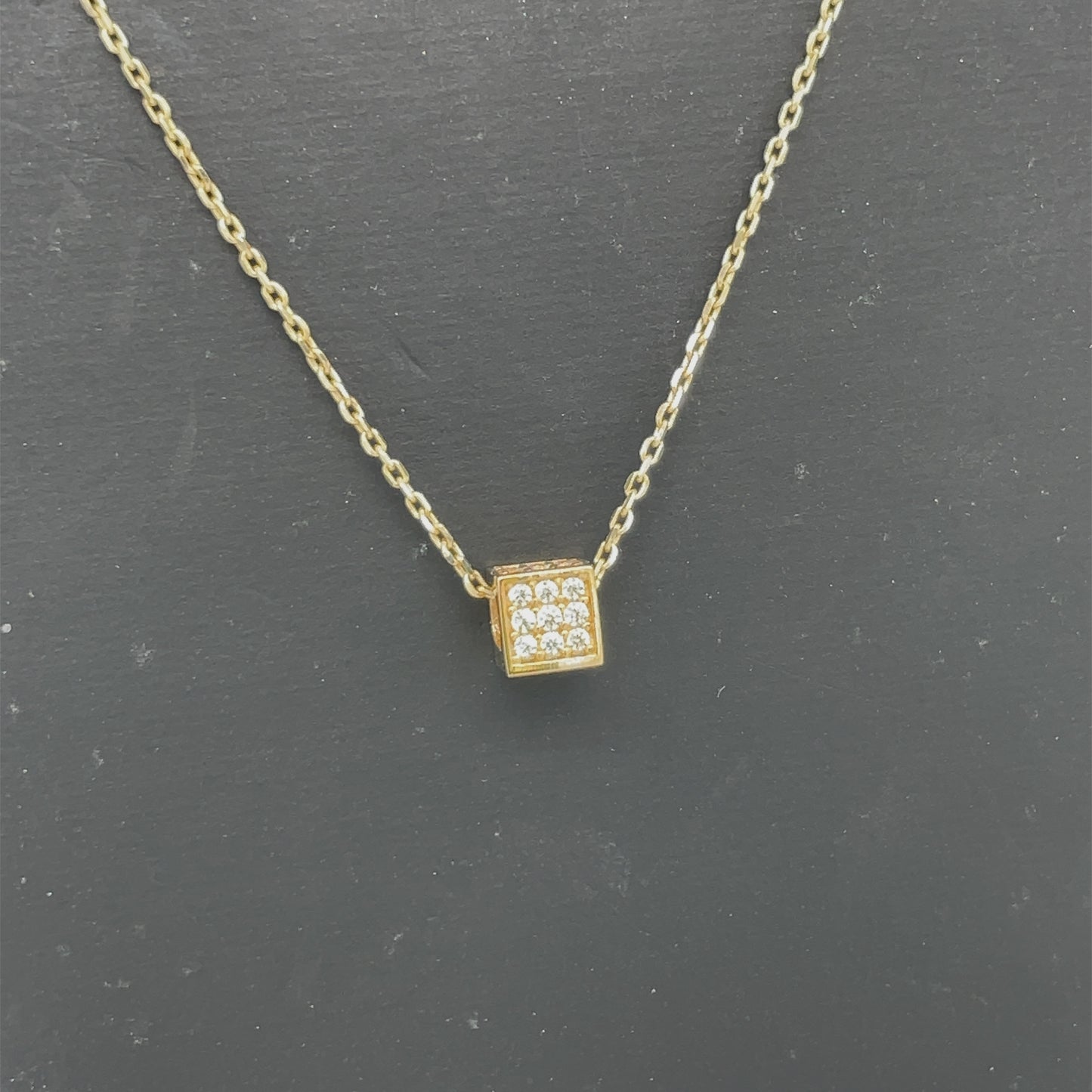 9ct Gold CZ Cube Pendant GPZ404