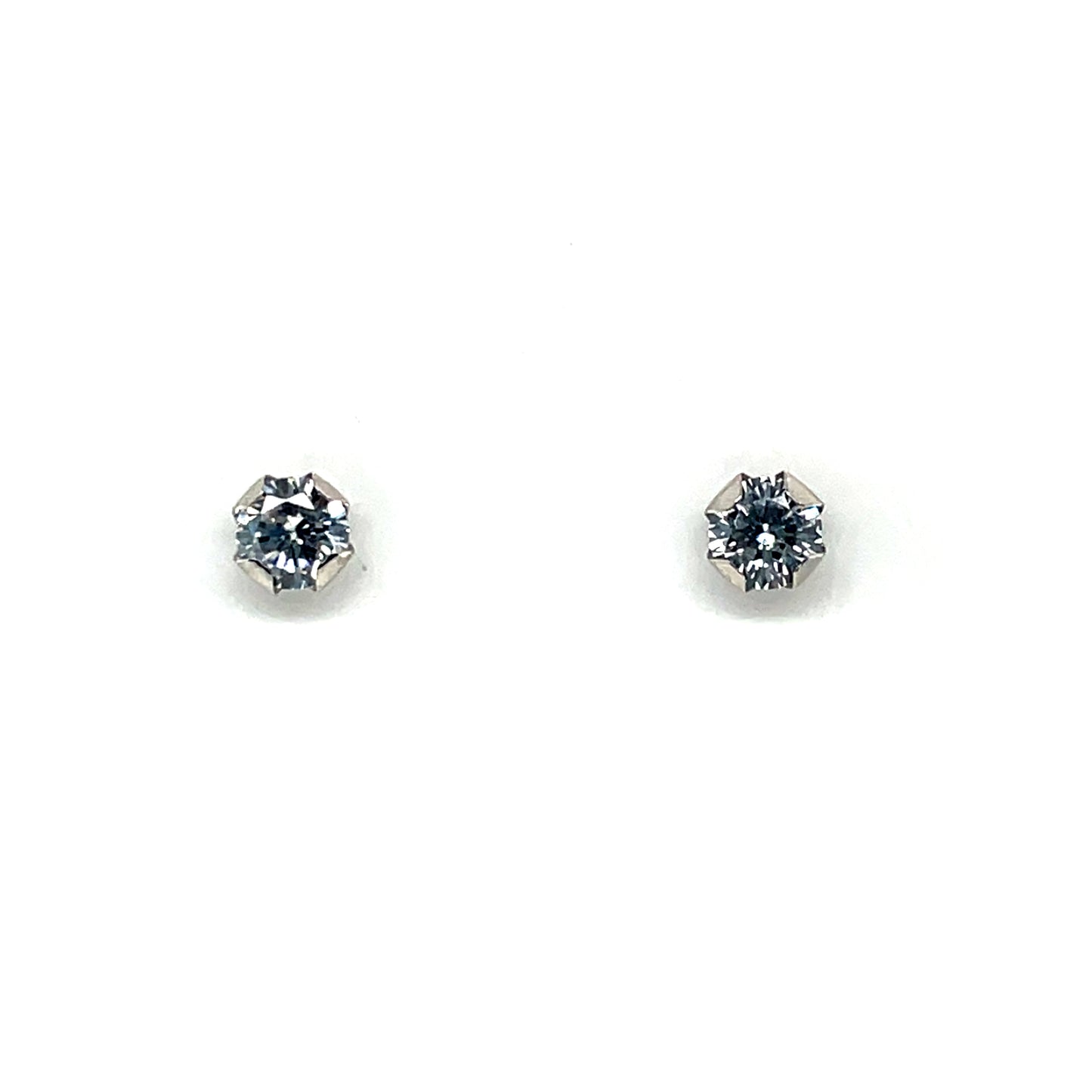 9ct White Gold 4mm CZ Stud Earrings WEZ078