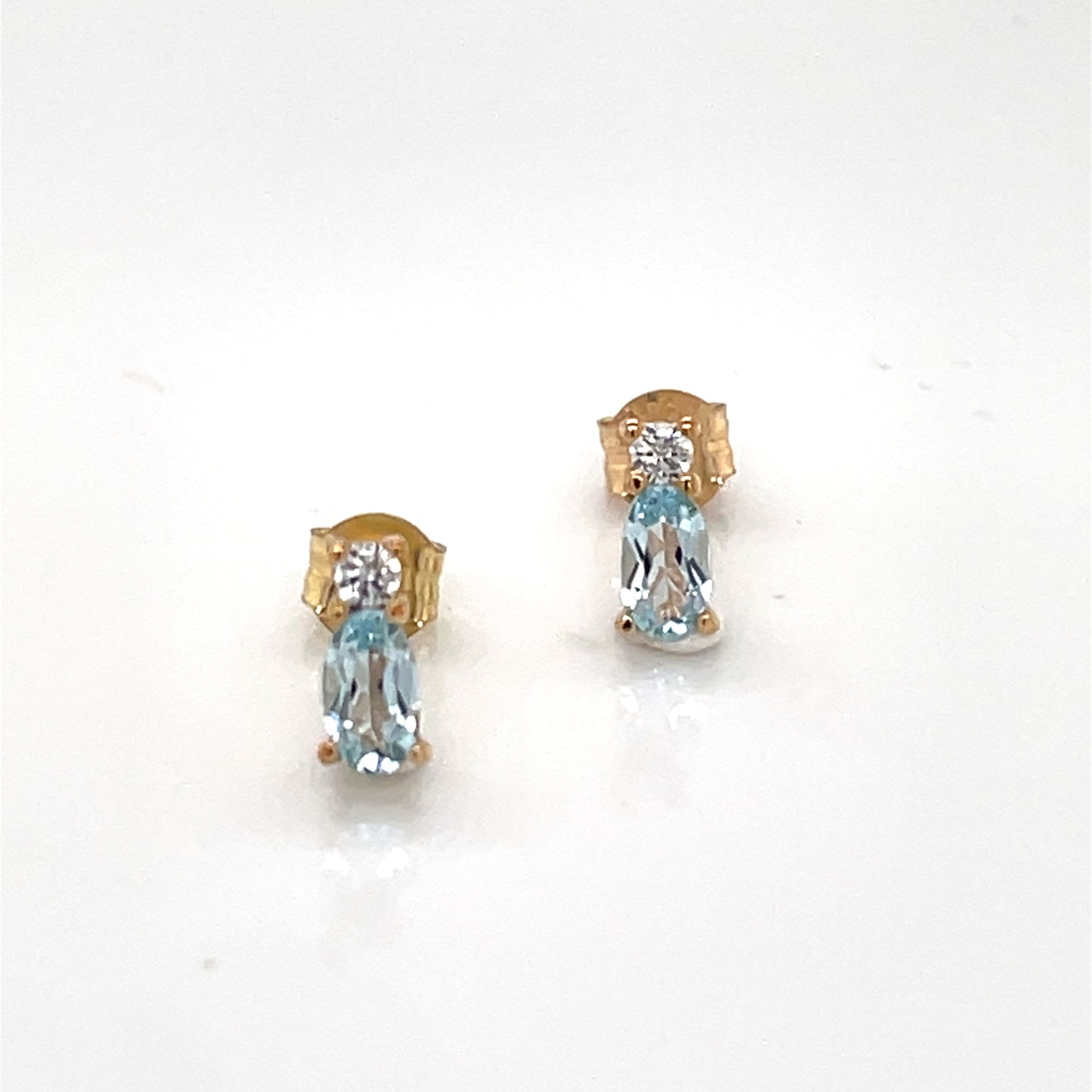 9ct Gold Blue Topaz CZ Stud  Earrings GEX163