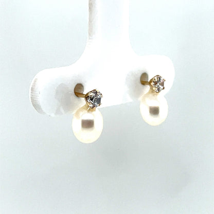 9ct Gold Pearl CZ Stud Earrings GEP373