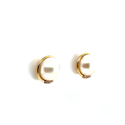 9ct Gold  Pearl & CZ Stud Earrings GEP381