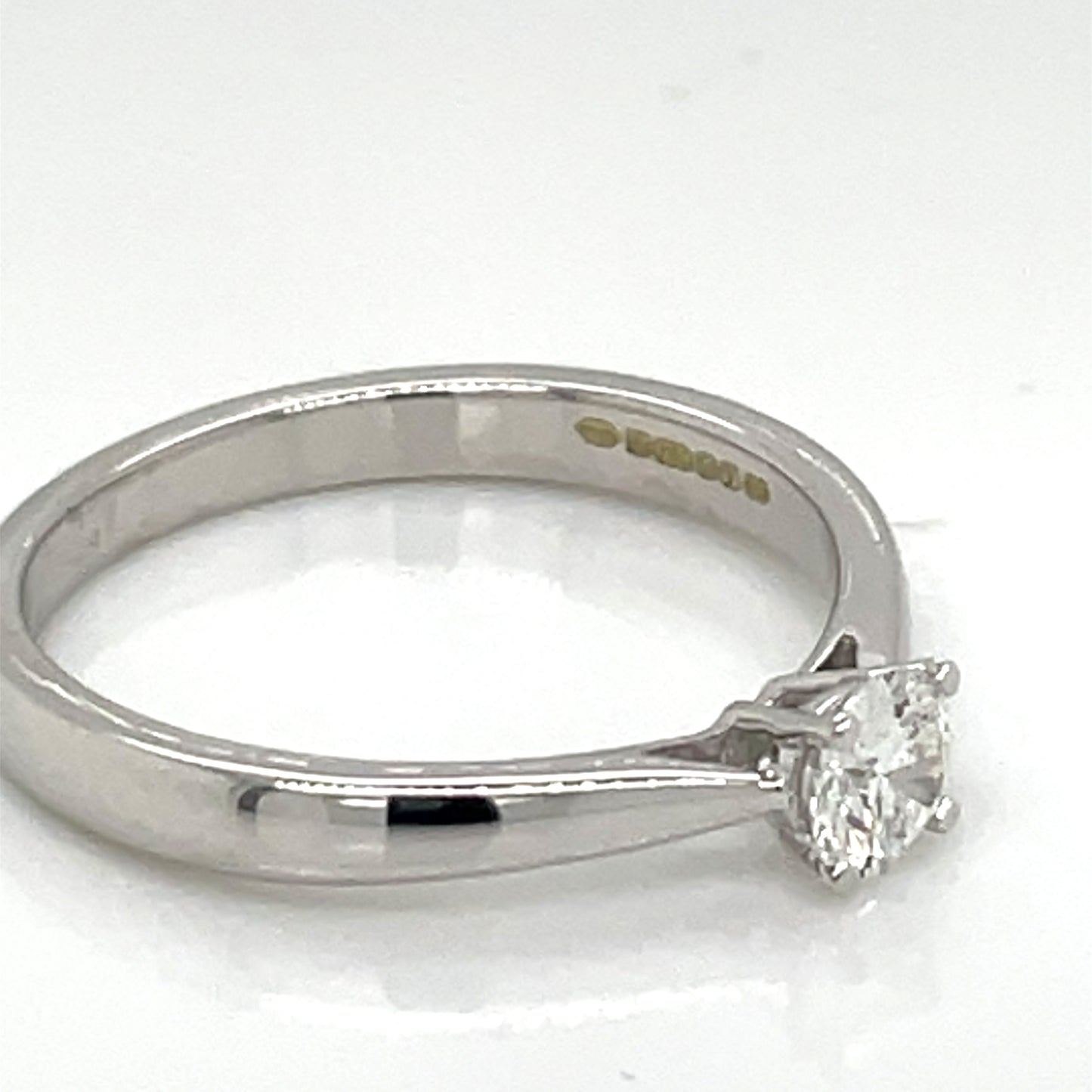 18ct White Gold Lab Grown 0.33ct Round Brilliant Diamond Engagement Ring Z222