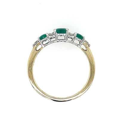 9ct Gold Emerald and Diamond Ring GRE148