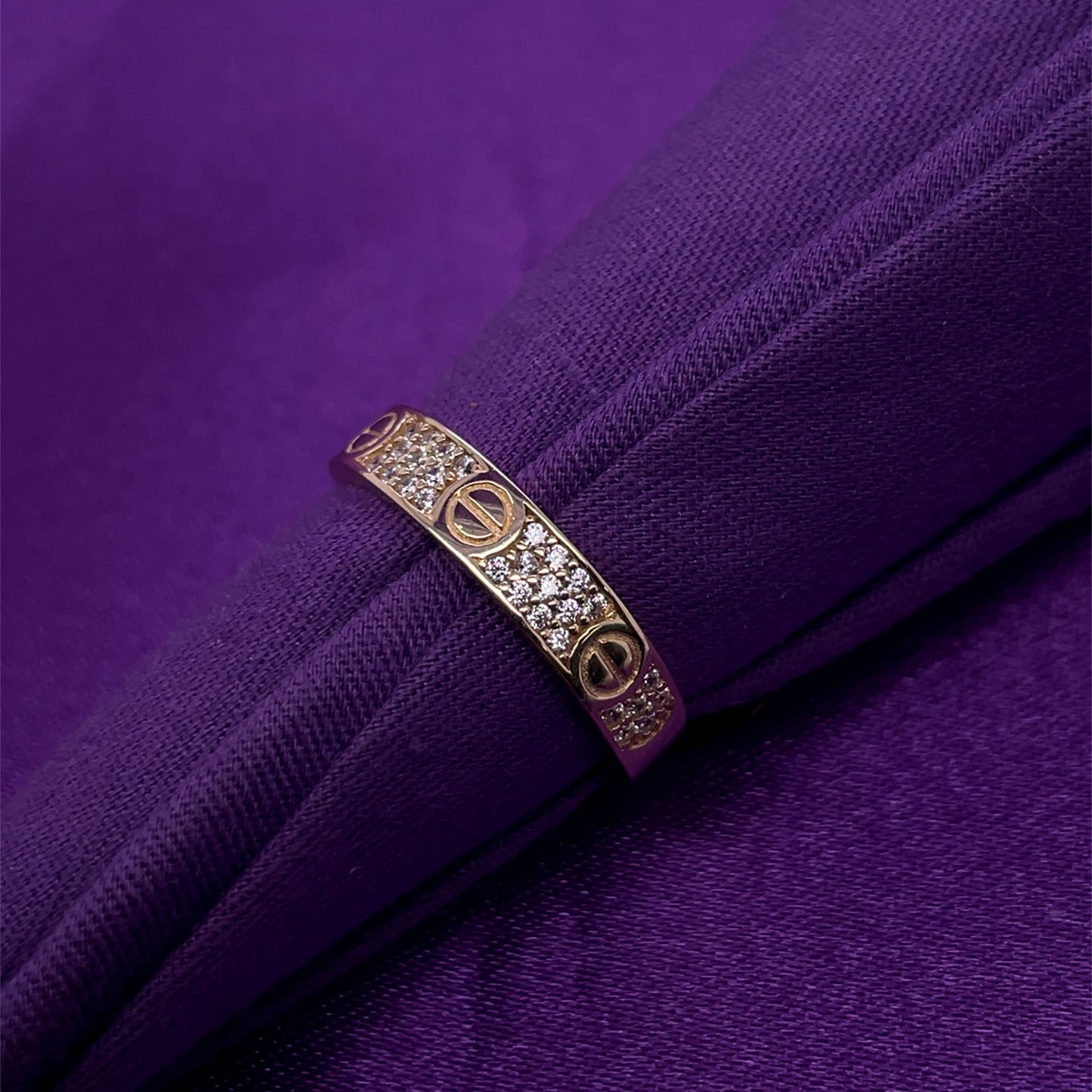 9ct Gold CZ "Love" Ring GRZ367