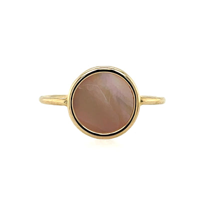 9ct Gold Mother of Pearl Disc Ring GRX281