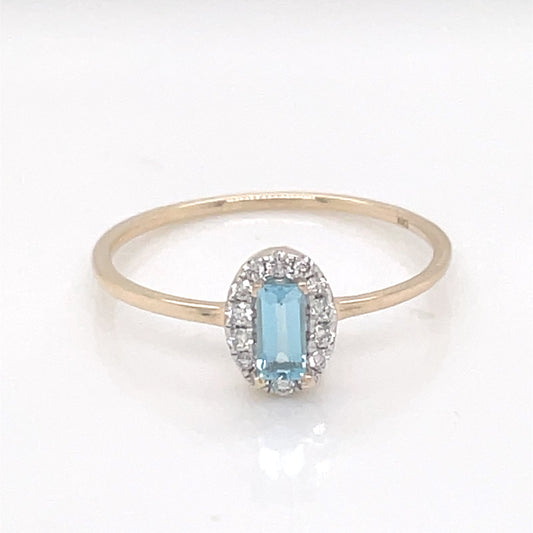 9ct Gold Blue Topaz & Diamond Ring GRX286