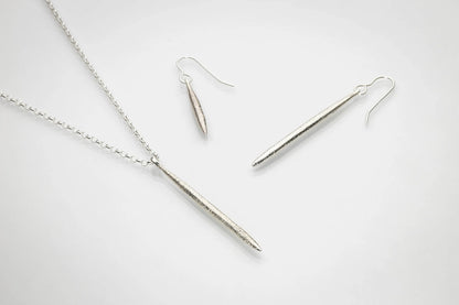 Martina Hamilton Síoda Sterling Silver Long Drop Pendant SOD3