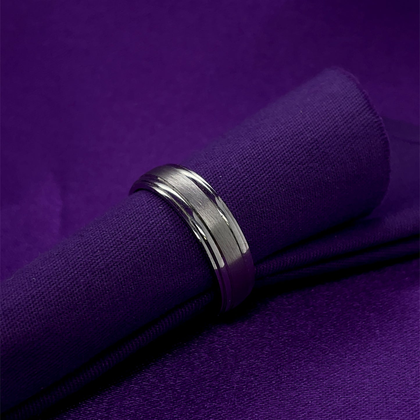 Sterling Silver Mens 6mm Matte Centre Court Wedding Ring SR43