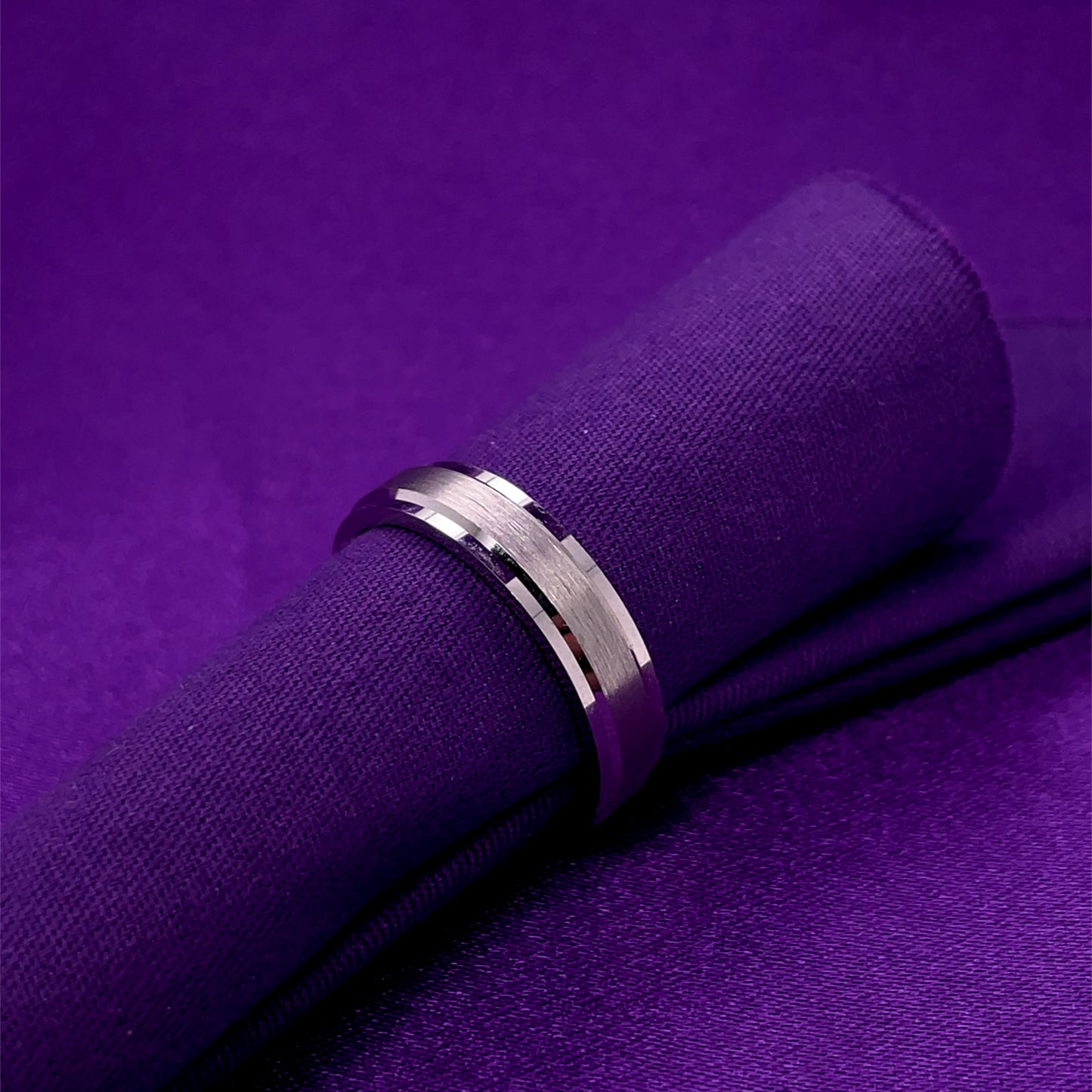 Sterling Silver Mens 5mm Flat Matte Centre Wedding Ring SR47