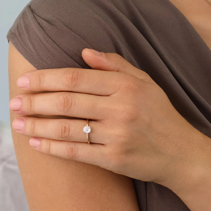 Silver Gold-plated 6mm Classic Soltaire Ring ST2547