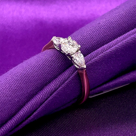 18ct Gold 0.89ct Natural Diamond Trilogy Ring T80