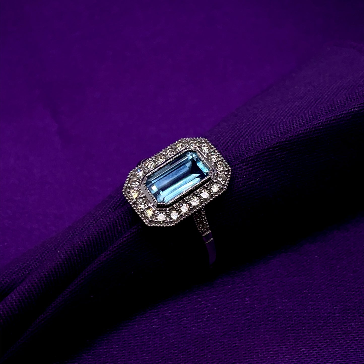 9ct White Gold Vintage Style Blue Topaz & Diamond Ring WRX072