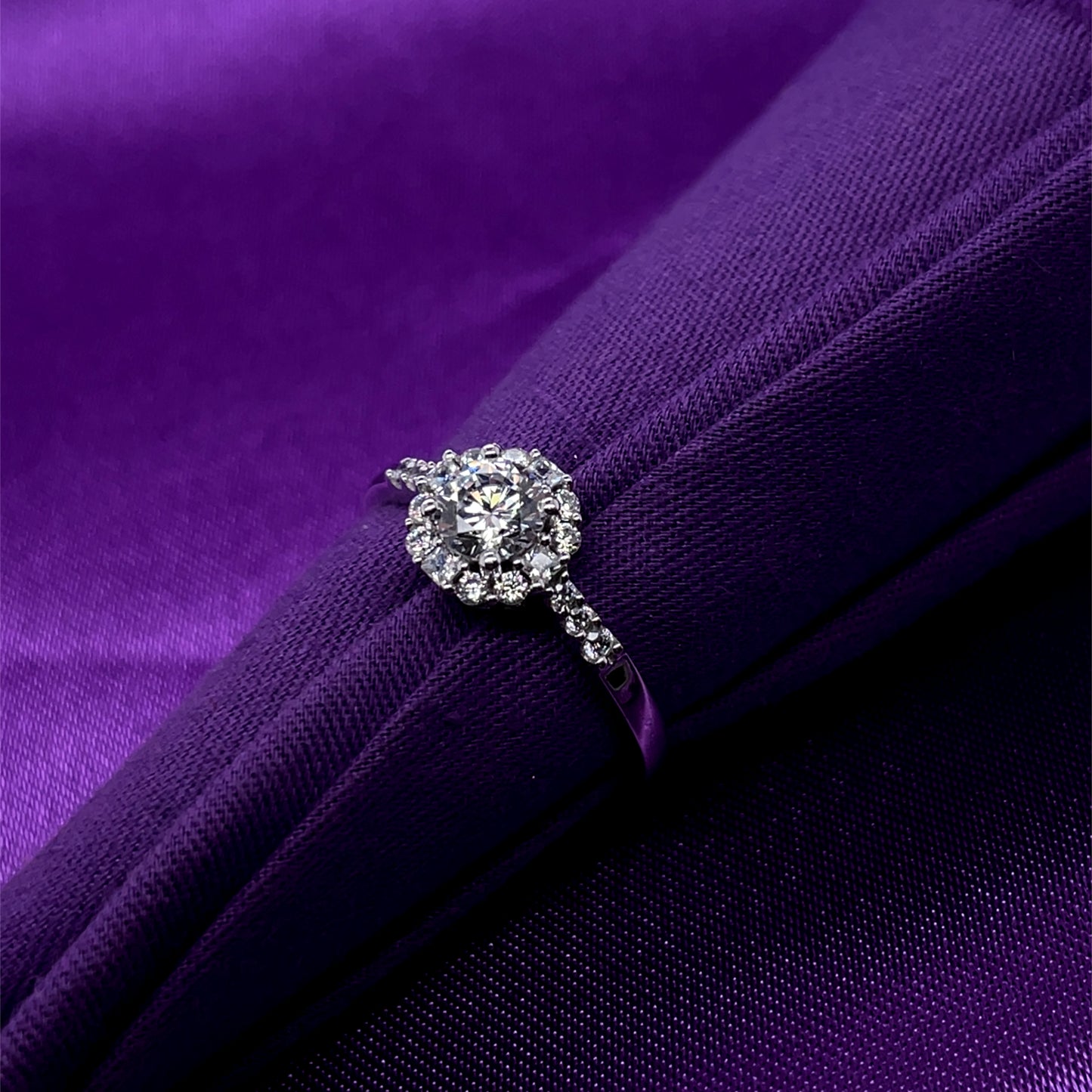 9ct White Gold CZ Round Halo Ring WRZ153