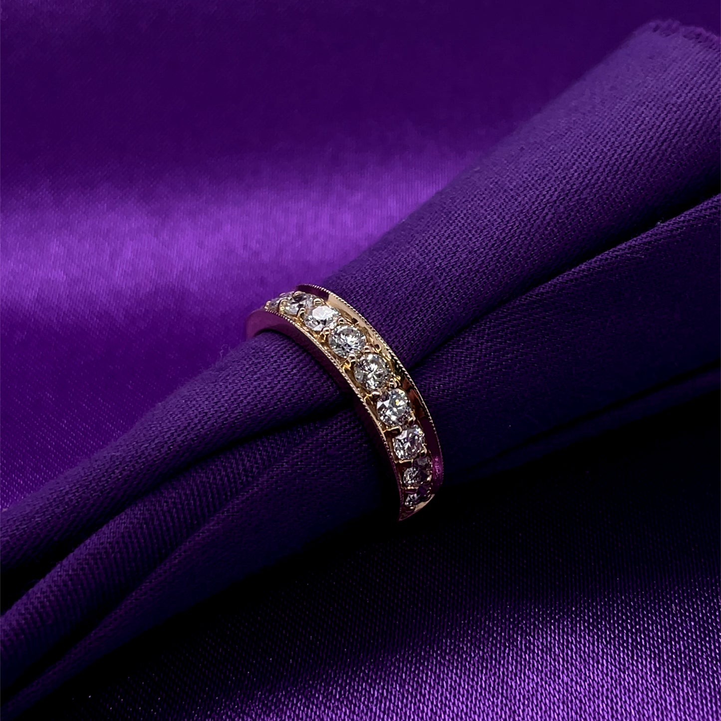 14ct Gold 1.00ct Diamond Grain-Set Band X117