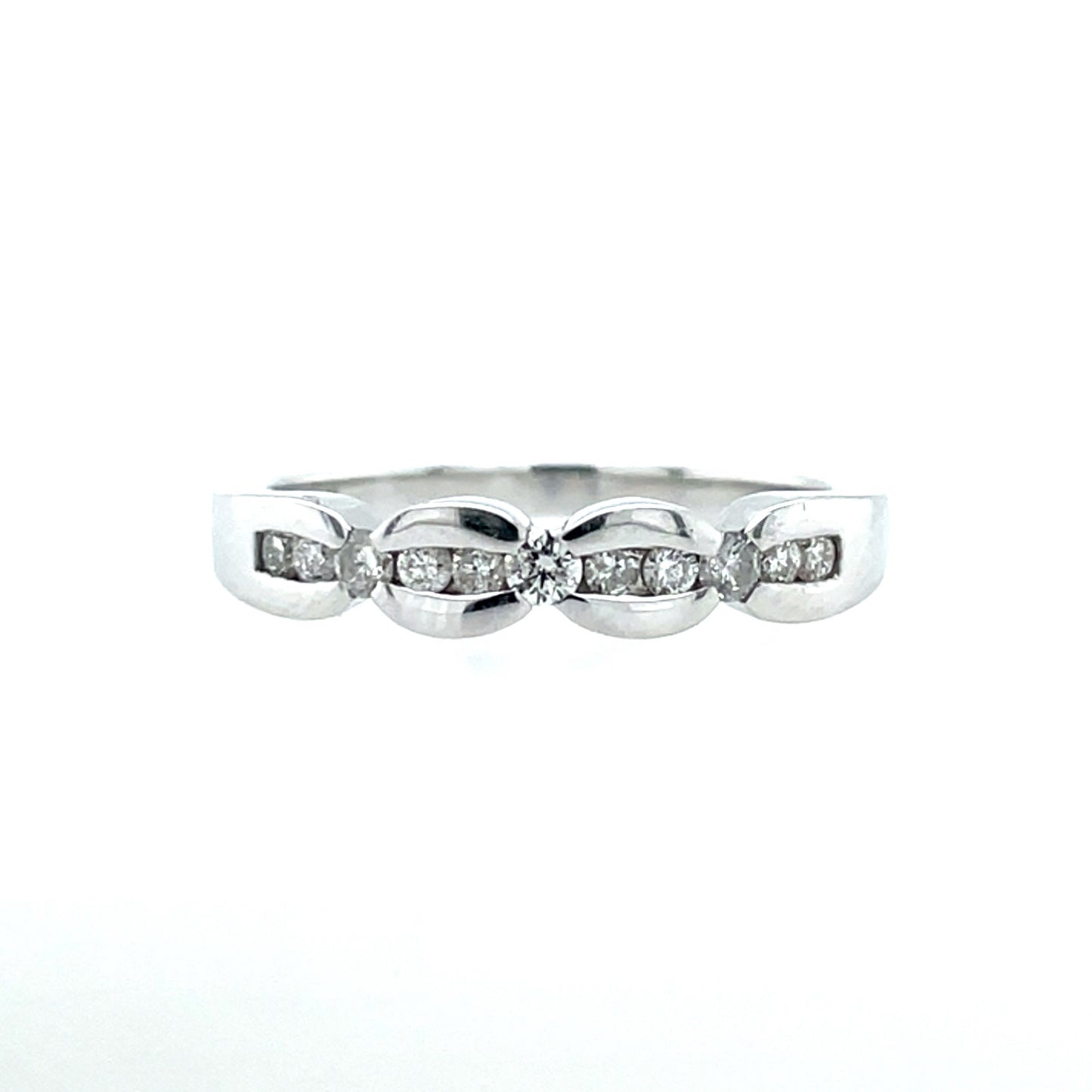 18ct White Gold Diamond 0.27ct Scalloped Eternity Ring X39