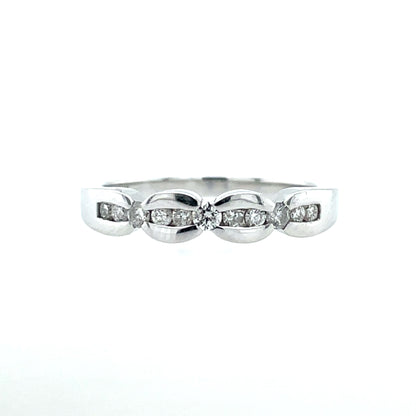 18ct White Gold Diamond 0.27ct Scalloped Eternity Ring X39
