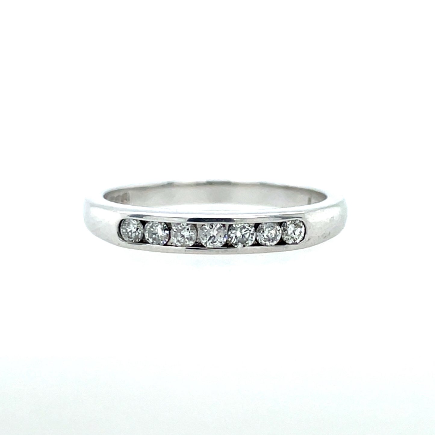 18ct White Gold Diamond Channel-set Eternity Ring X7/9