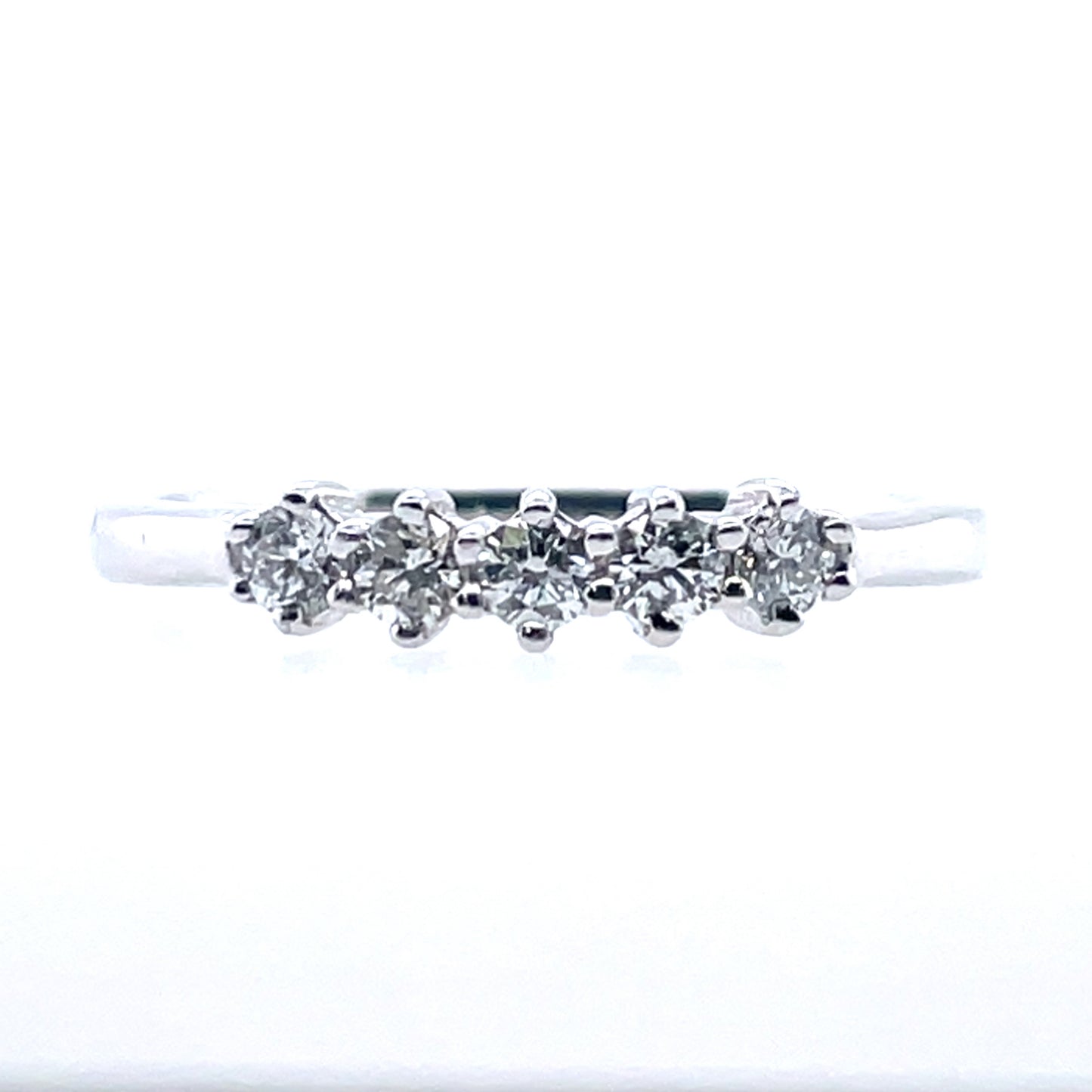 18ct White Gold Diamond 0.30ct Eternity Ring X8/10