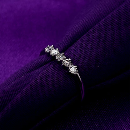 18ct White Gold Diamond 0.30ct Eternity Ring X8/10