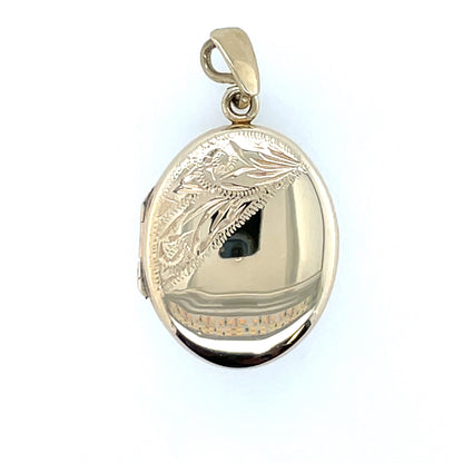 9ct Gold Oval Engraved Locket GL019