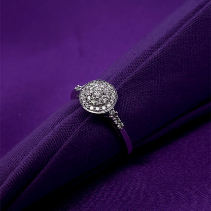 9ct White Gold Diamond Round Halo 0.30ct Engagement Ring Z077