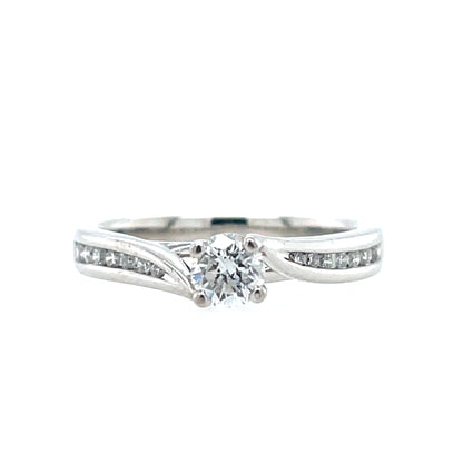 18ct White Gold  Diamond 0.58ct Classic Solitaire Channel-set Shoulders Ring Z090