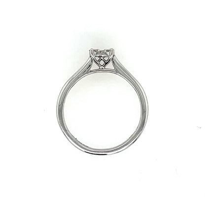 9ct White Gold Diamond  Halo 0.20ct Engagement Ring Z096
