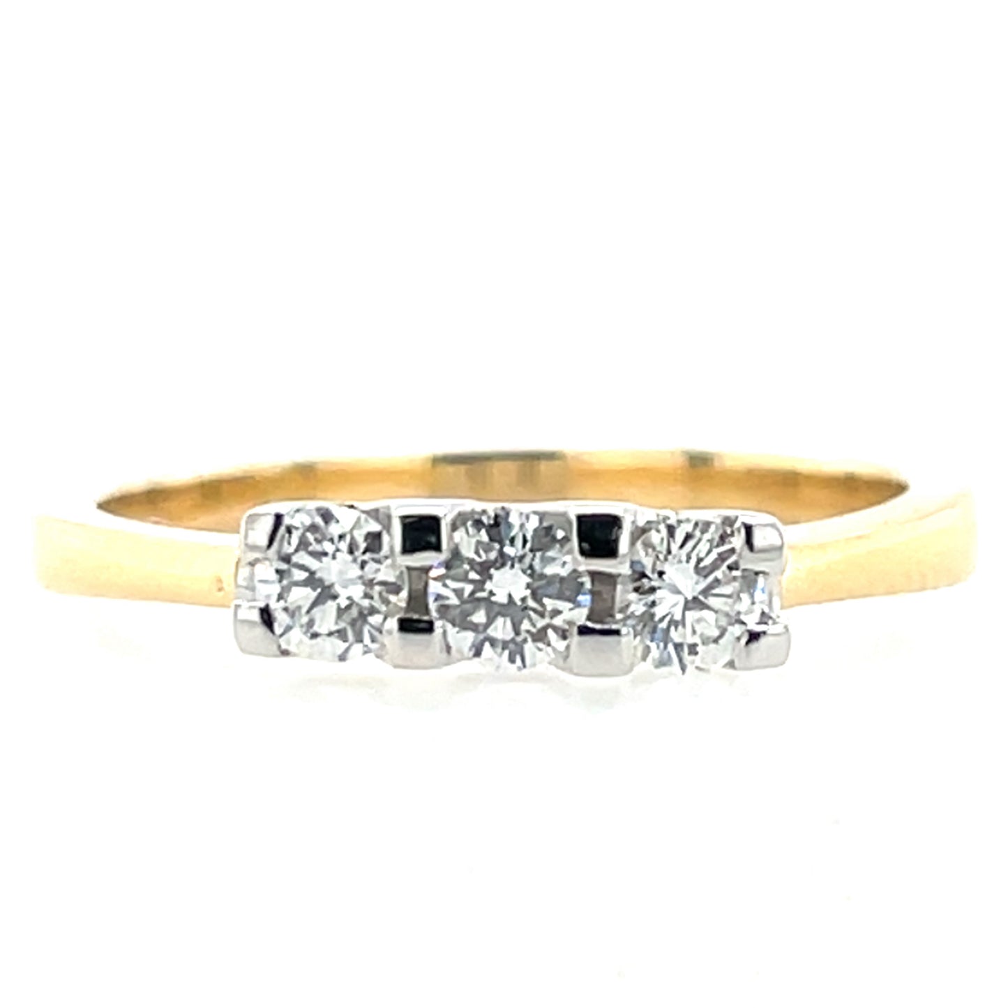 18ct Gold  Diamond Trilogy 0.35ct Ring Z10/34
