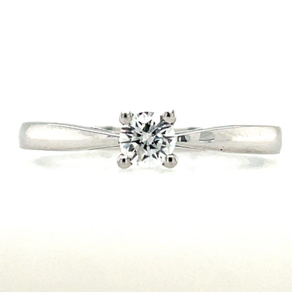 18ct White Gold Diamond Classic Solitaire Ring Z11/21