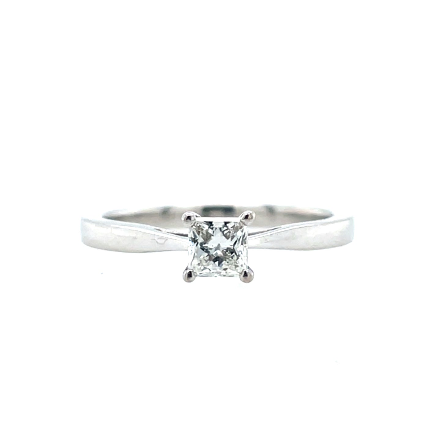 18ct White Gold 0.40ct Princess Diamond Classic Solitaire Ring Z11/17