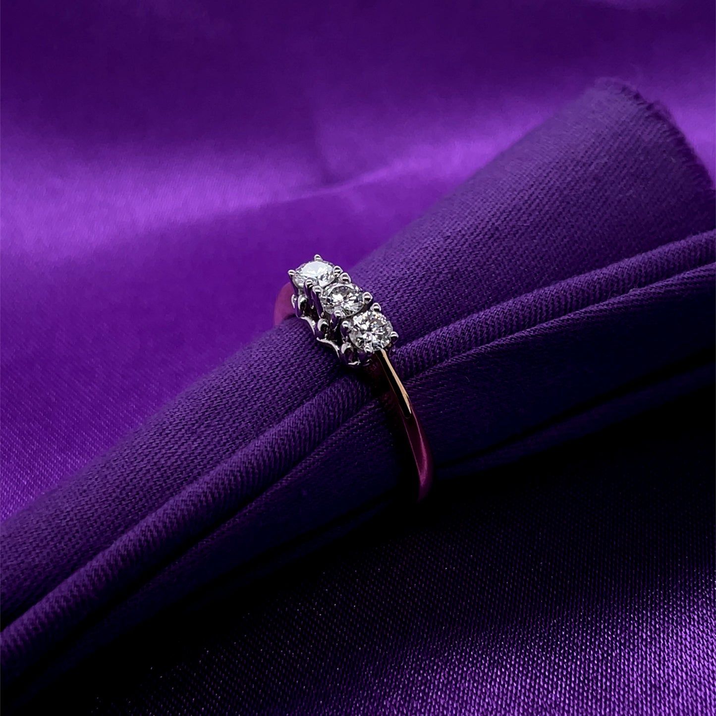 18ct Gold  Diamond Trilogy 0.45ct Ring Z11/31