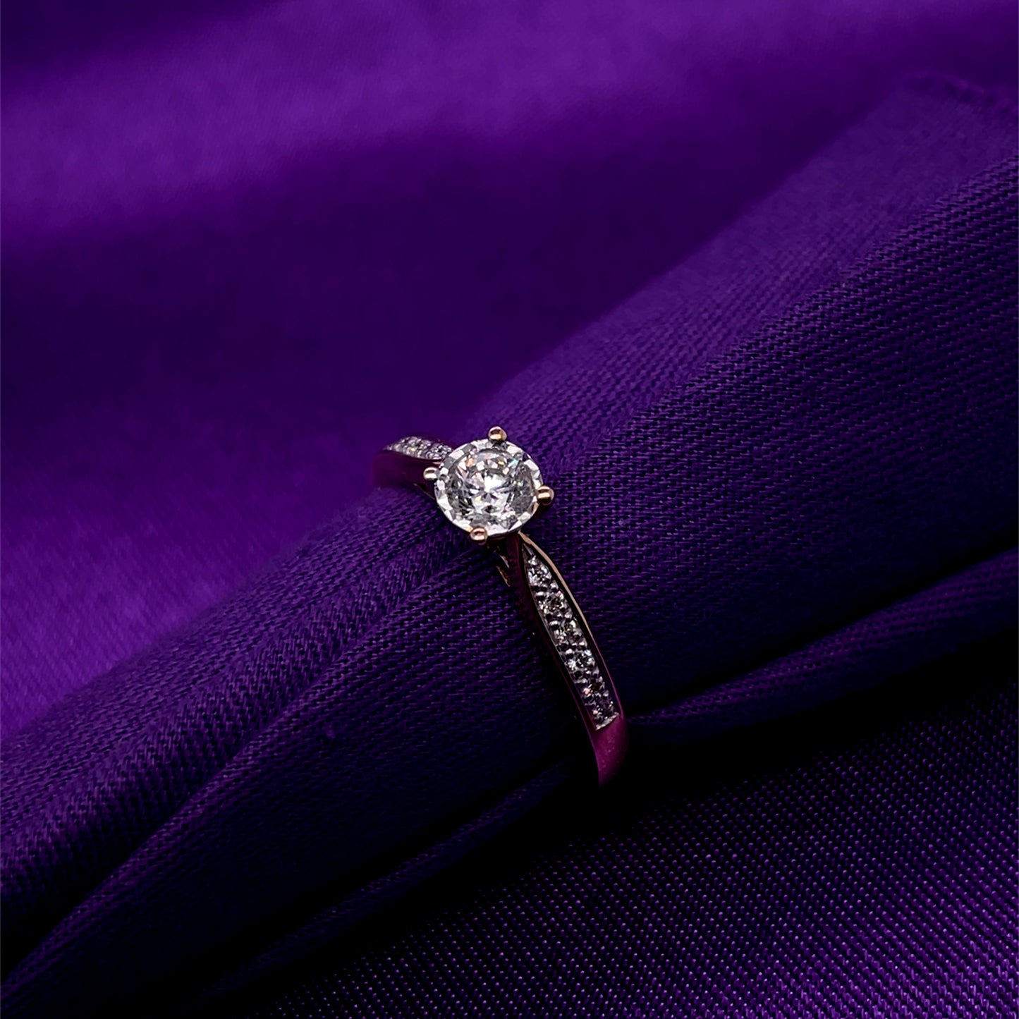 9ct Gold Diamond Solitaire 0.34ct Ring Z127Y