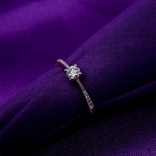 18ct Gold 0.31ct Diamond Classic Solitaire Ring Z12/7