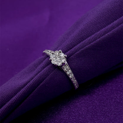 9ct White Gold Diamond 0.40ct Round Halo Ring Z143