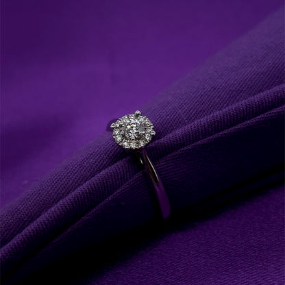 9ct White Gold Diamond Illusion Halo 0.25 Ring Z202