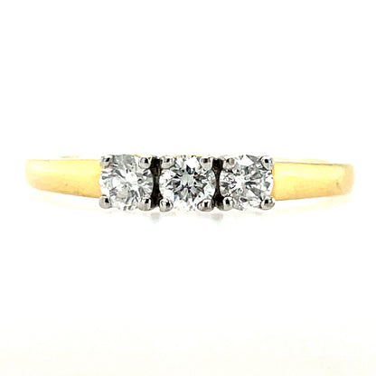 18ct Gold Diamond 0.30ct Trilogy Ring Z6/9