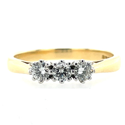 18ct Gold Diamond 0.35ct Trilogy Ring Z6/10