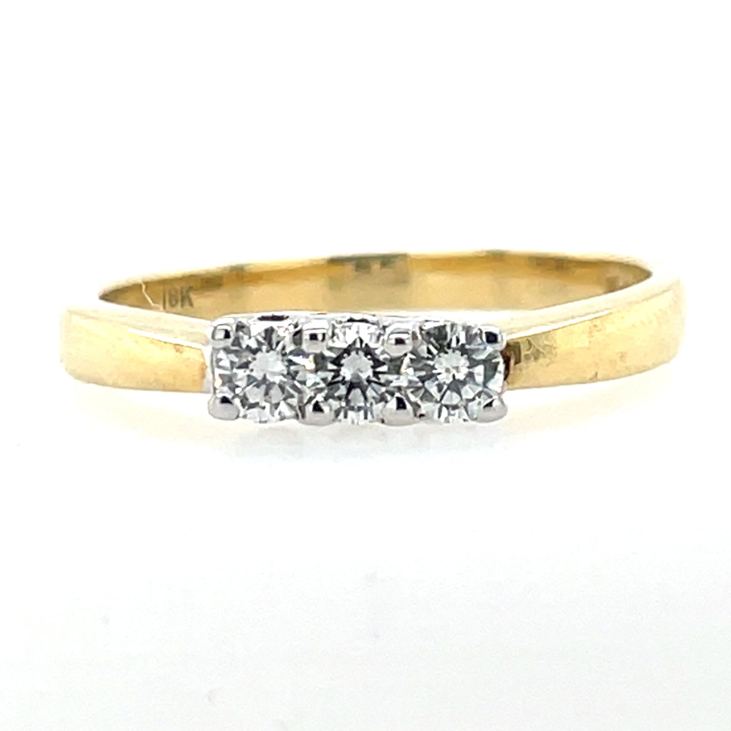 18ct Gold Diamond 0.26ct Trilogy Ring Z6/26
