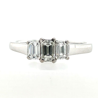 18ct White Gold Emerald-cut Diamond Trilogy 0.85ct Ring Z8/4