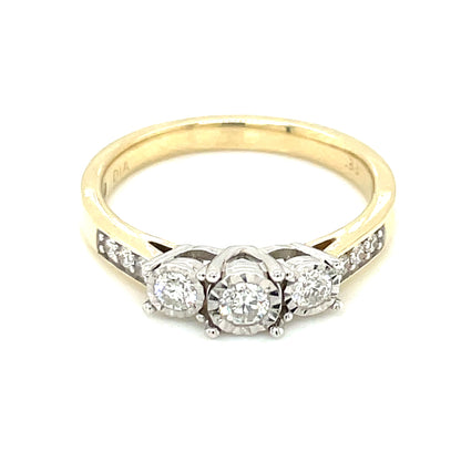 9ct Gold Diamond 0.33ct Trilogy Illusion Ring T75